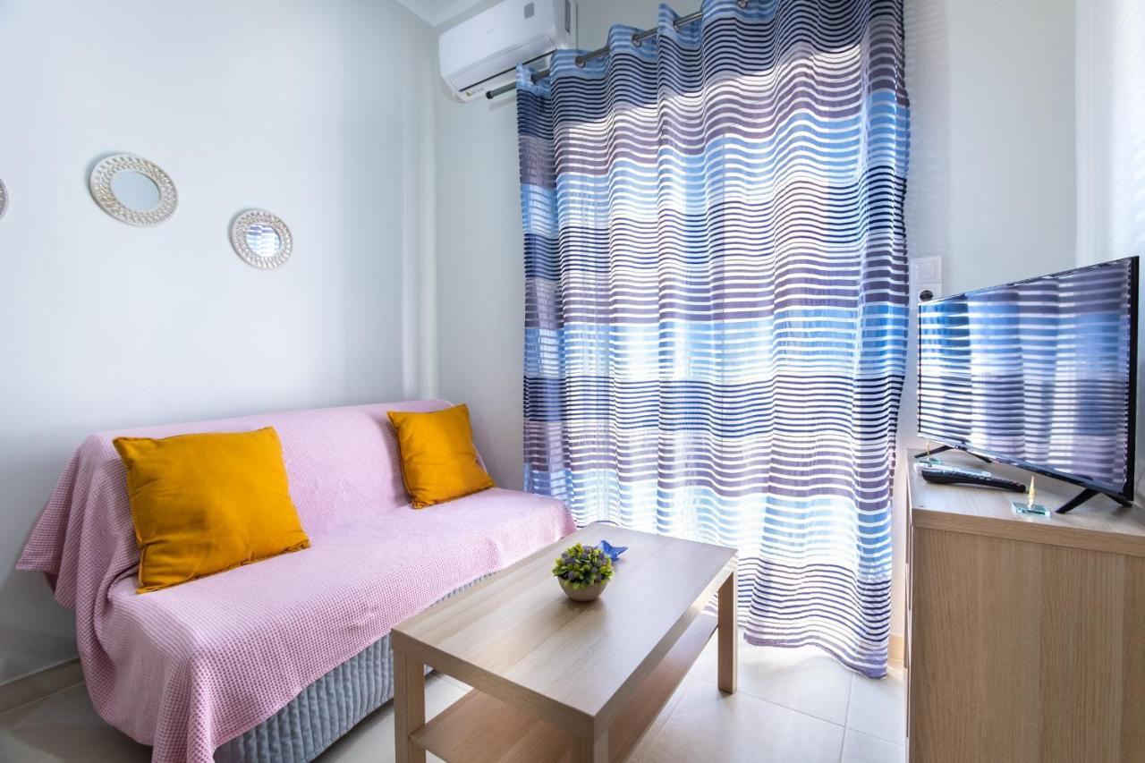 Urban Lifestyle Apartment In Piraeus Exterior photo