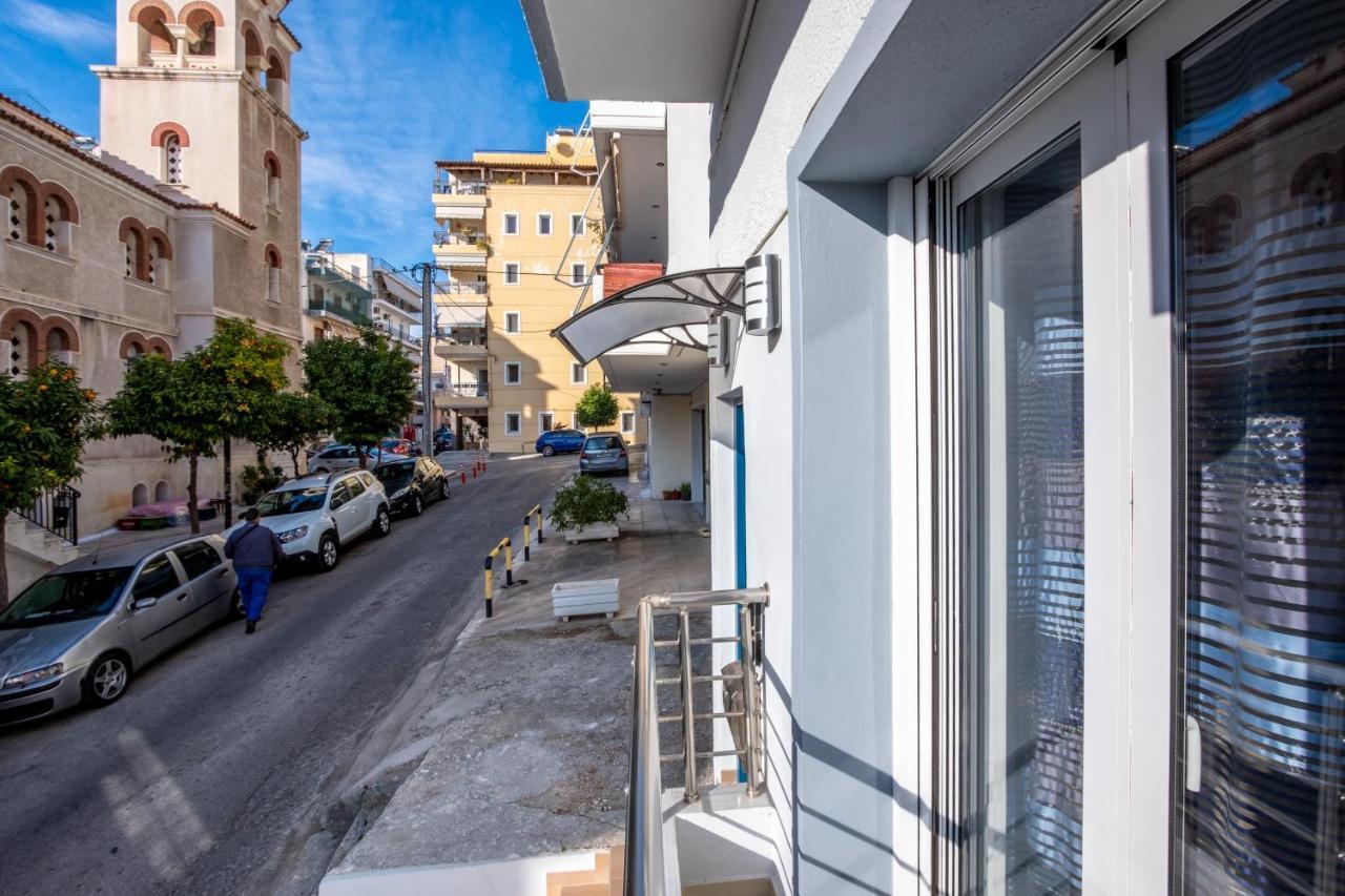 Urban Lifestyle Apartment In Piraeus Exterior photo