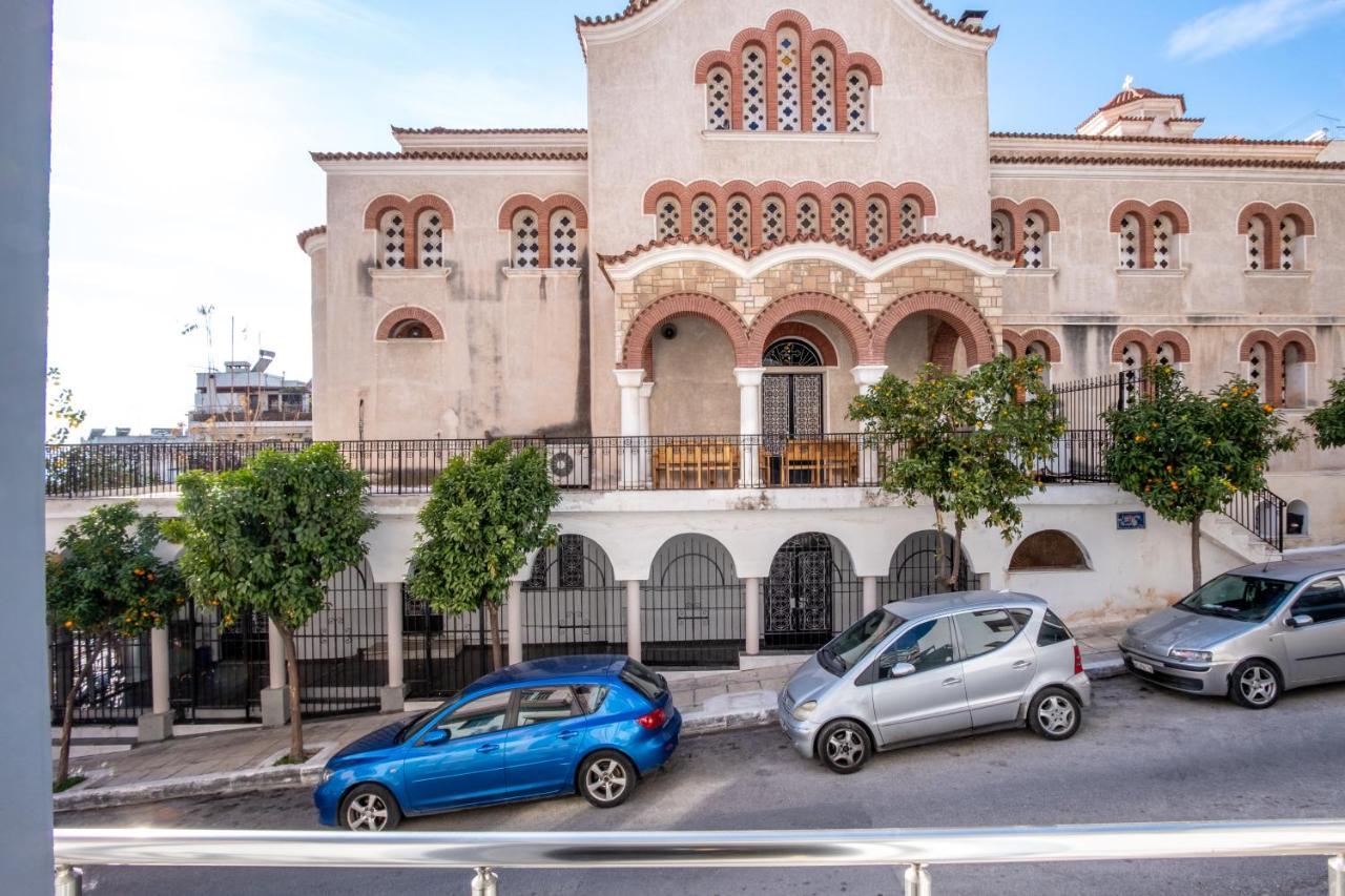 Urban Lifestyle Apartment In Piraeus Exterior photo